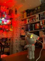 بروجكتور رجل الفضاء 👨‍🚀✨